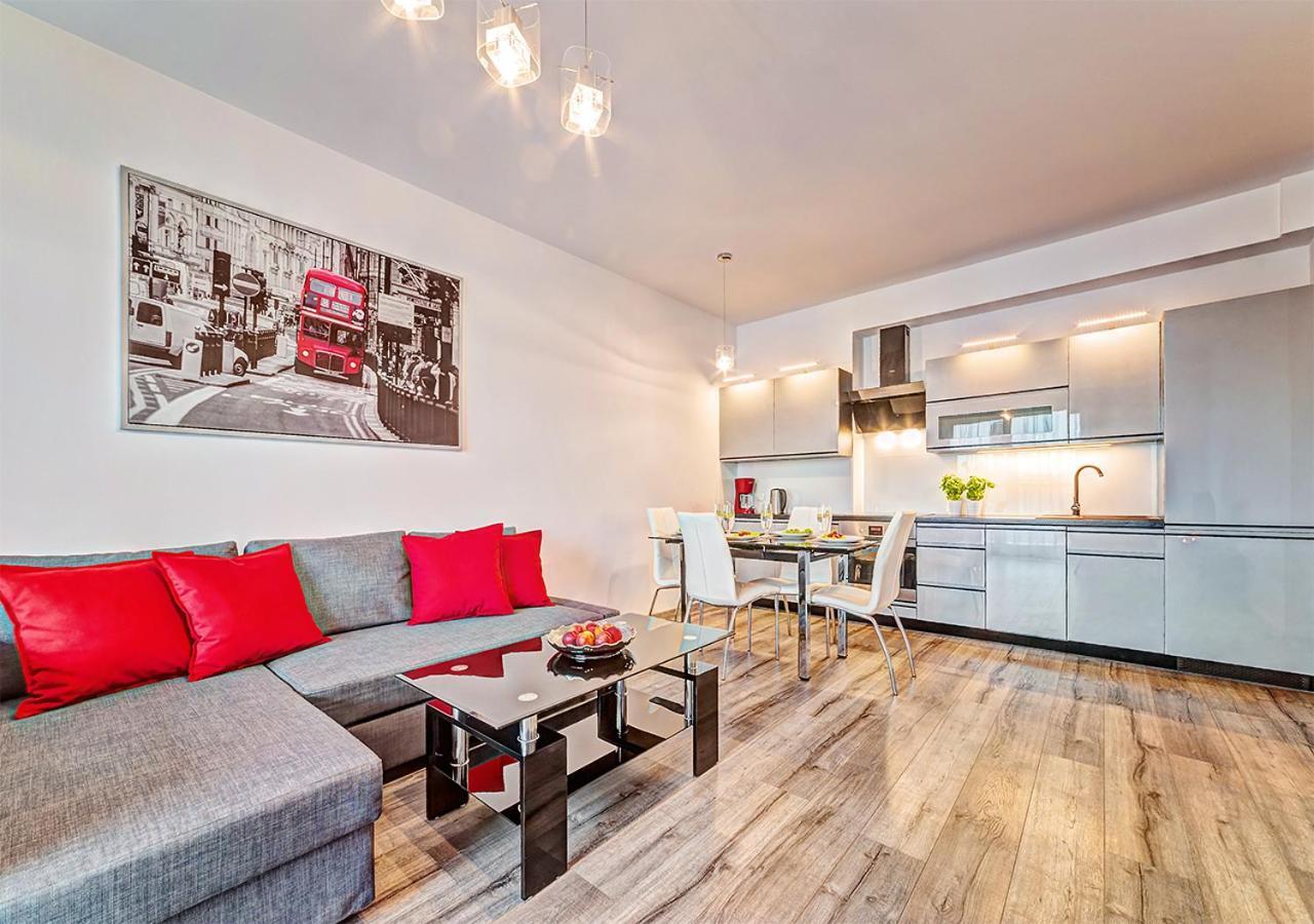 Apartment Apartamenty Homely Place Serce Poznania - Stary Rynek - Parking *