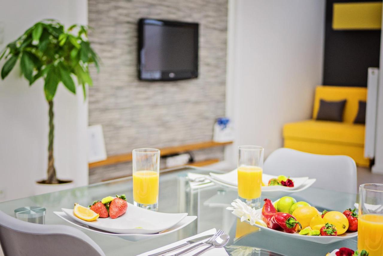 Apartamenty Homely Place Serce Poznania - Stary Rynek - Parking Apartment *