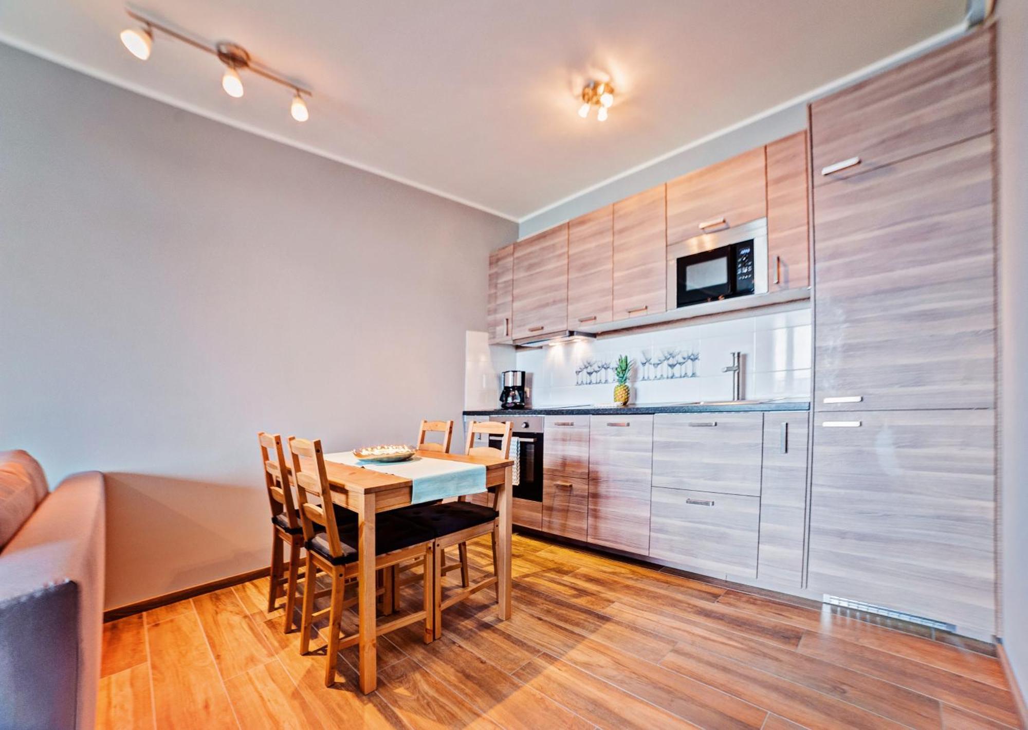 Apartamenty Homely Place Serce Poznania - Stary Rynek - Parking * Poznan