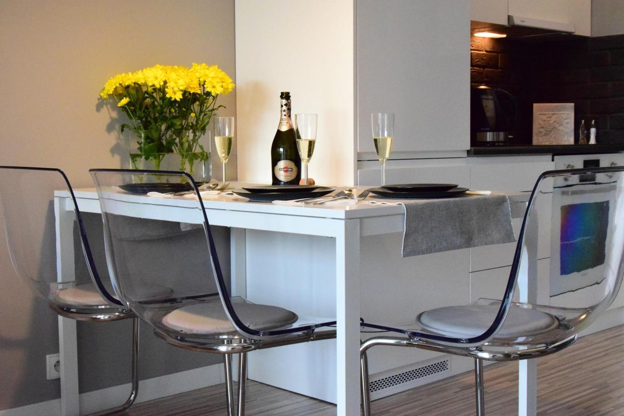 Apartamenty Homely Place Serce Poznania - Stary Rynek - Parking *