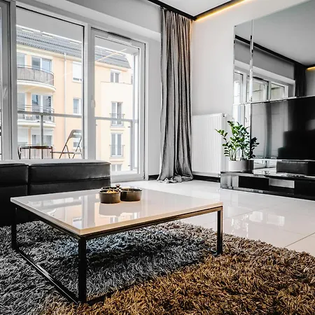 Apartamenty Homely Place Serce Poznania - Stary Rynek - Parking Room photo