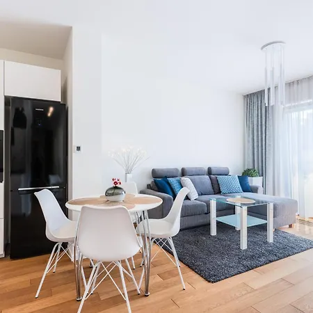 Apartamenty Homely Place Serce Poznania - Stary Rynek - Parking Room photo